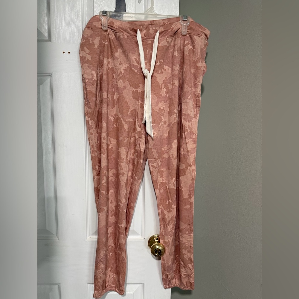 Soma Pink and Cream Jogger Pants